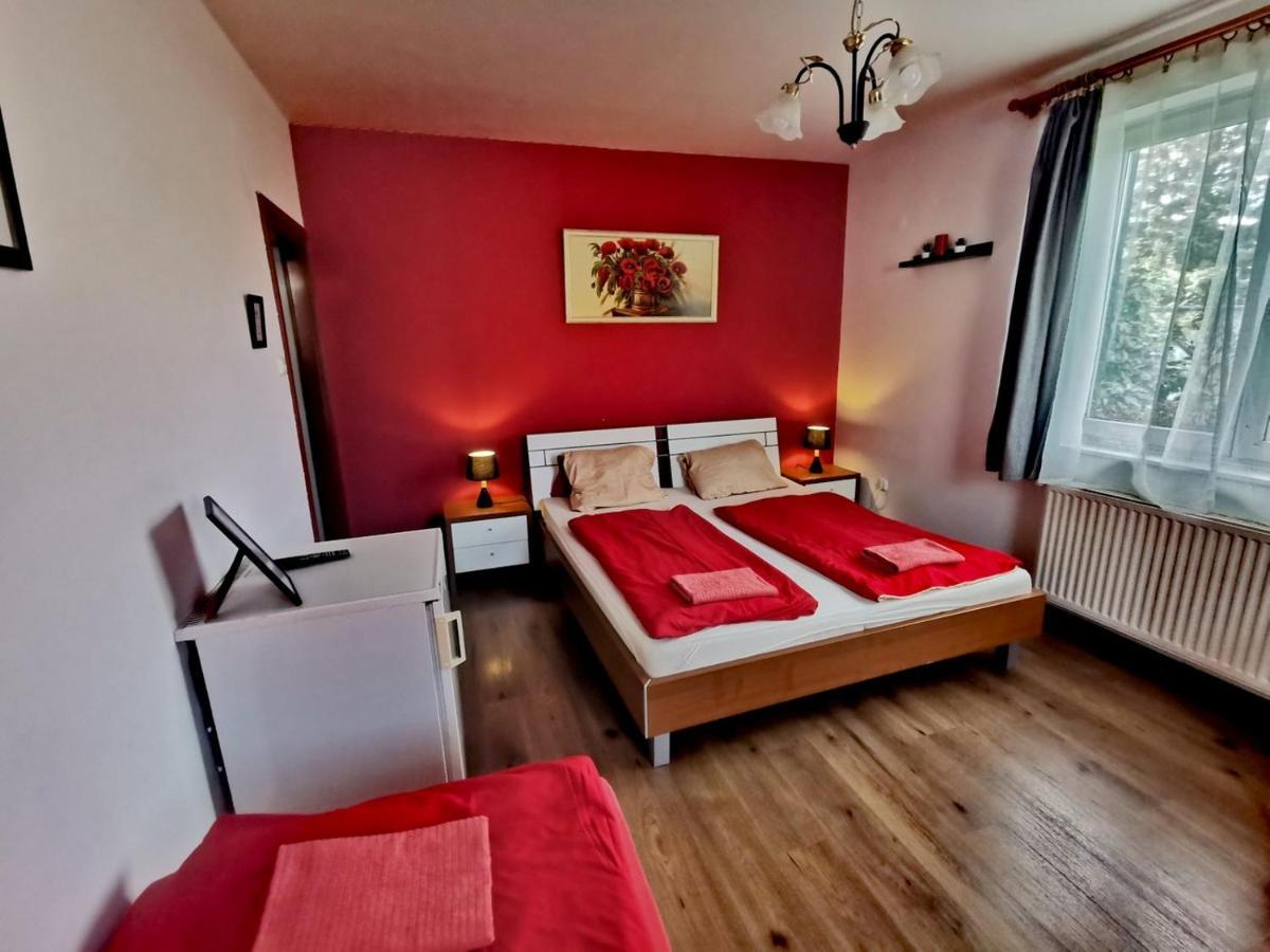 פוניארצוושהג' Dolce Villa Balaton מראה חיצוני תמונה