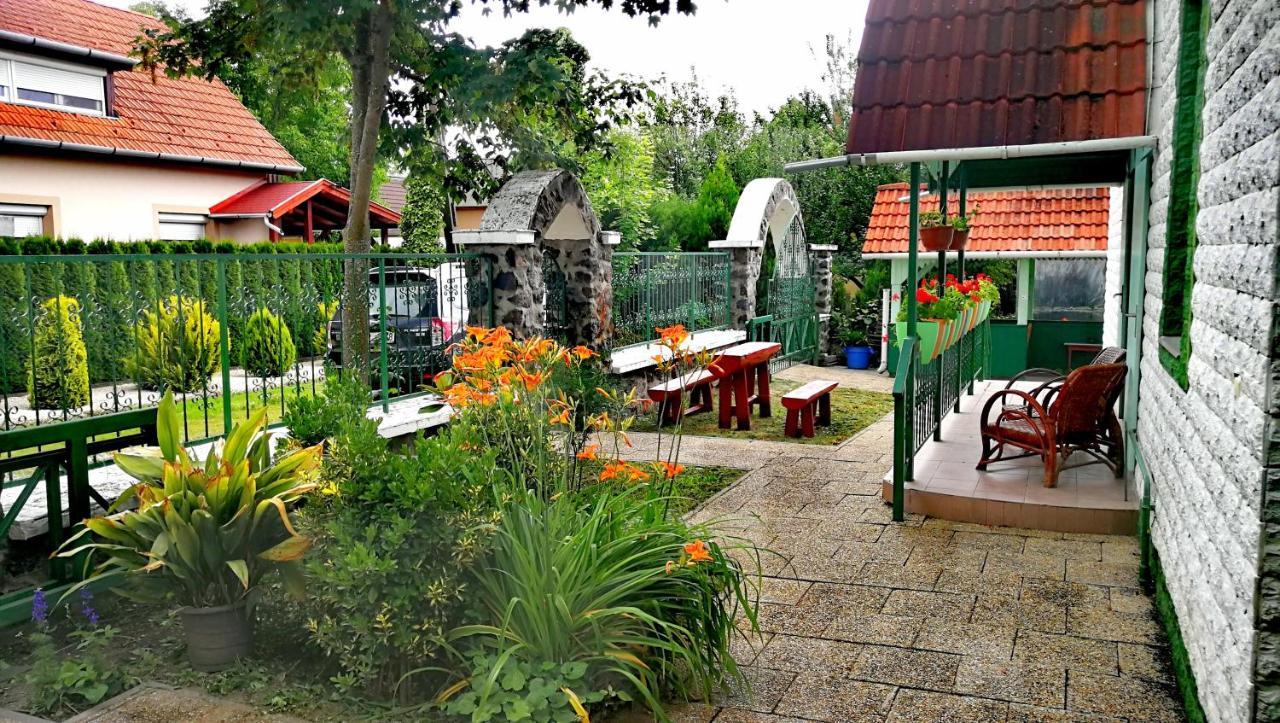 פוניארצוושהג' Dolce Villa Balaton מראה חיצוני תמונה