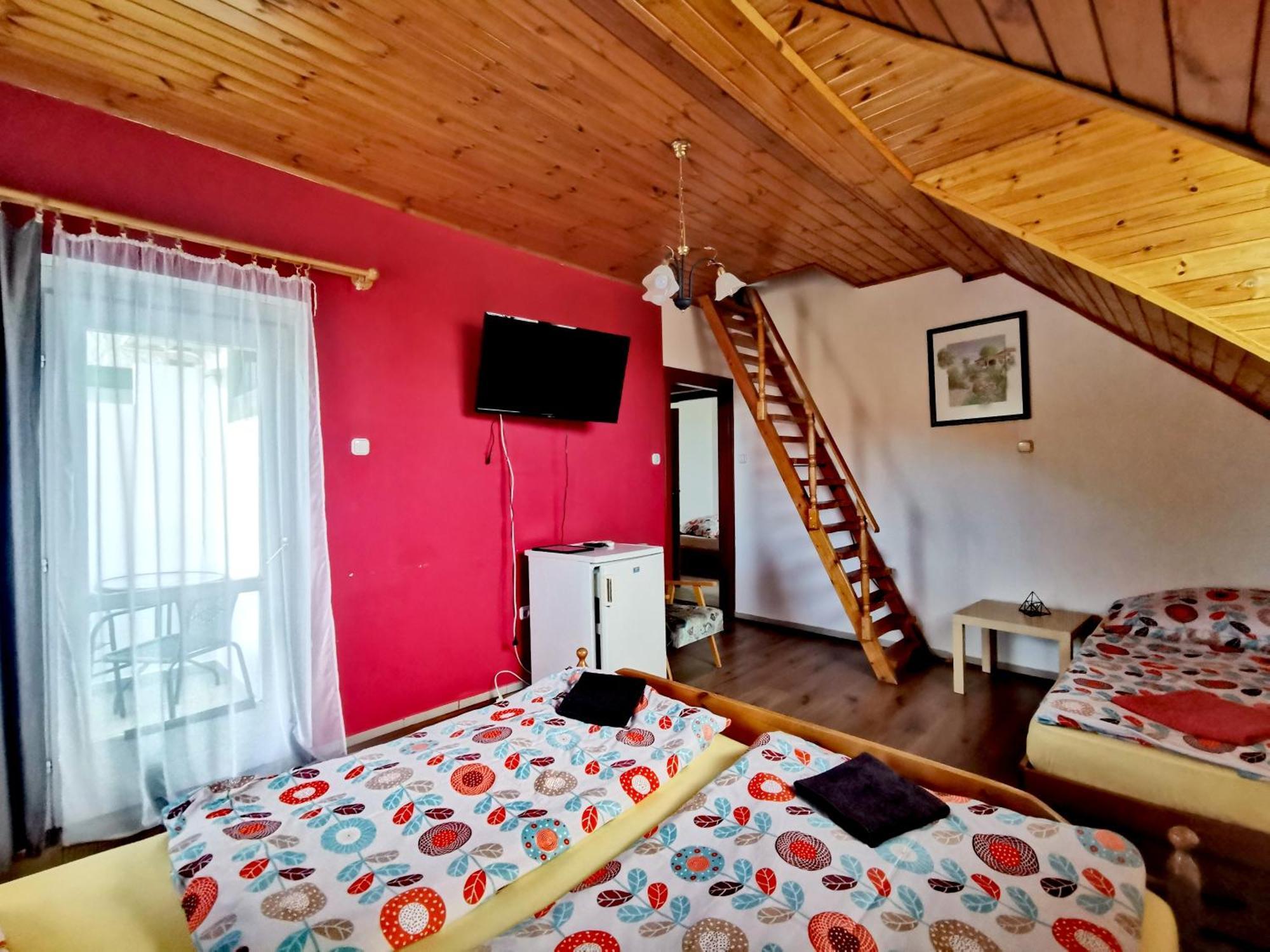 פוניארצוושהג' Dolce Villa Balaton מראה חיצוני תמונה